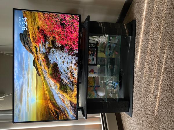 50” Insignia Fire LED TV 4K UHD with tv stand